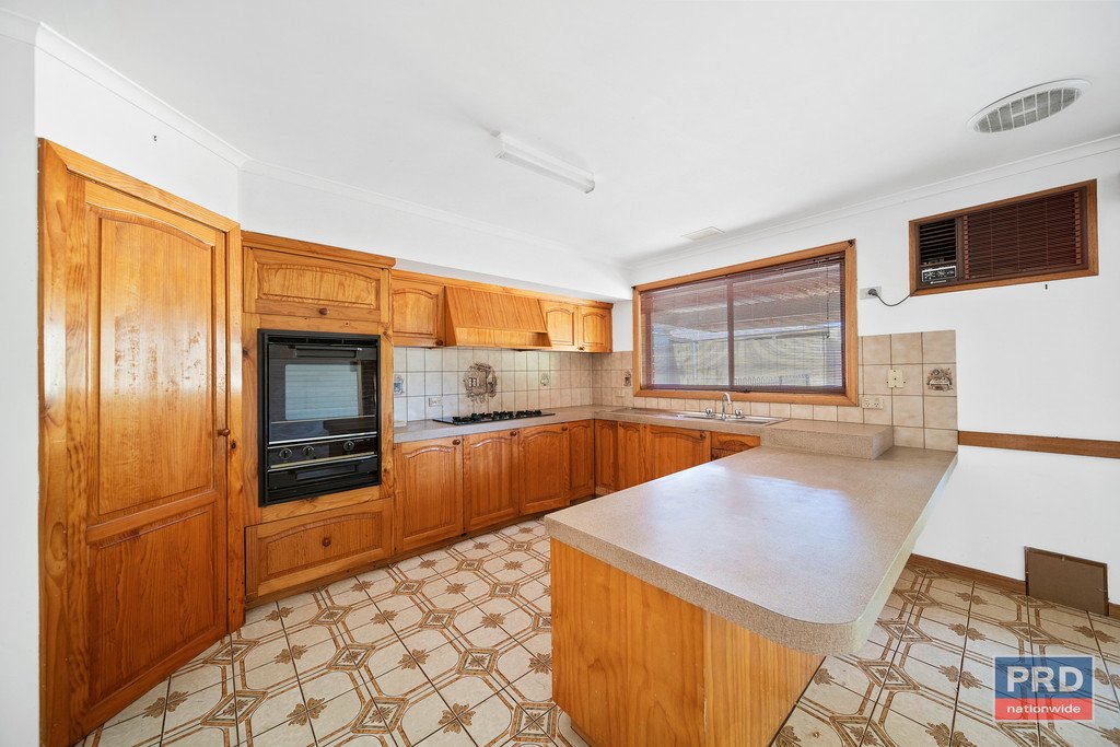 18 Akoonah Drive GOLDEN SQUARE 4