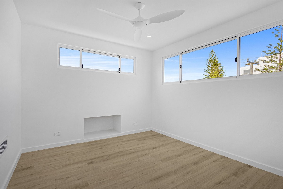 18 Albatross Avenue Mermaid Beach 17