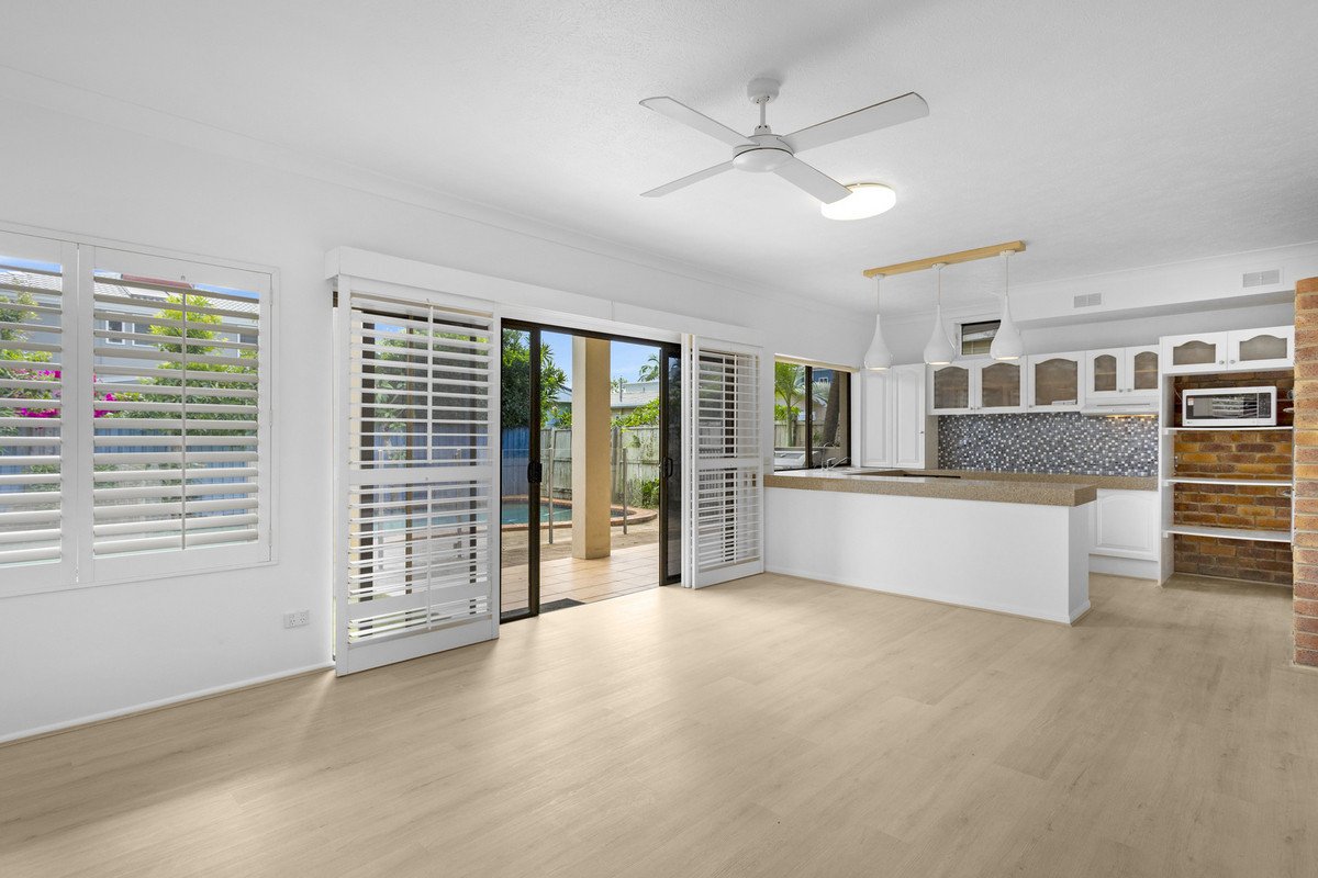 18 Albatross Avenue Mermaid Beach 22