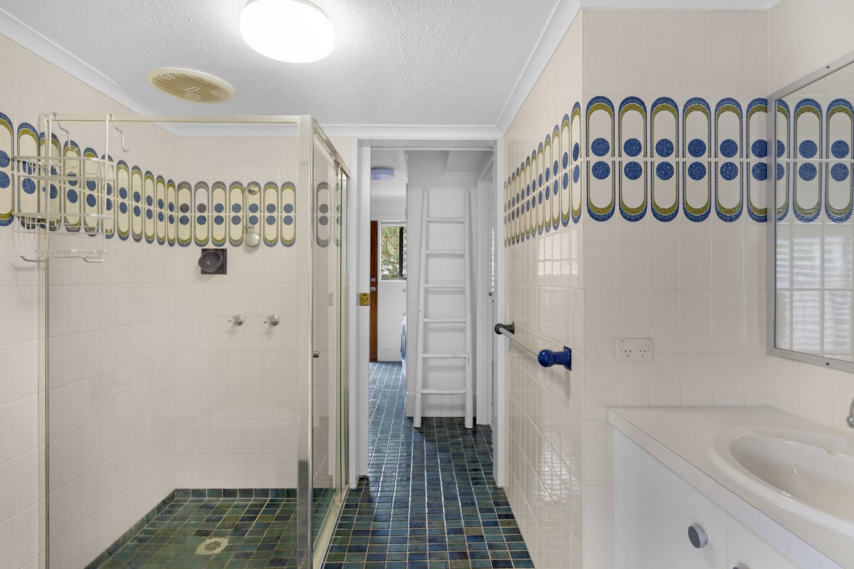 18 Albatross Avenue Mermaid Beach 23