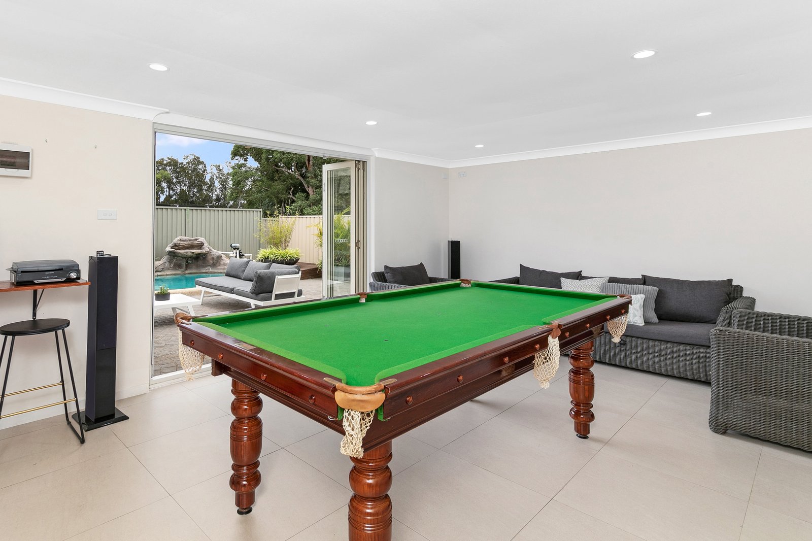 18 Albert Street REVESBY 2