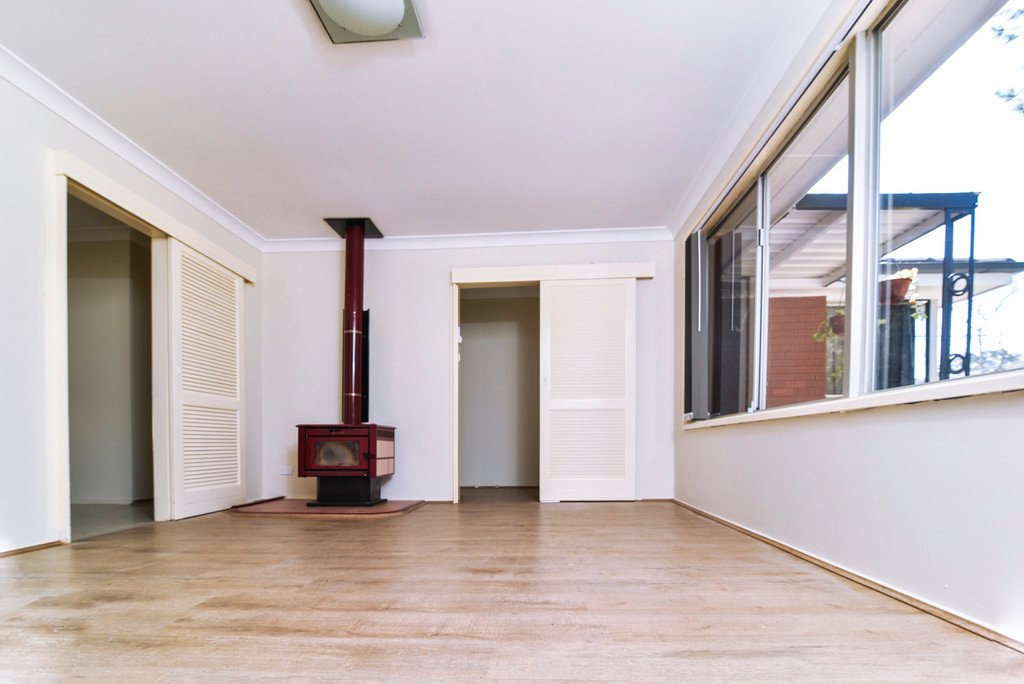 18 Alexander Crescent MACQUARIE FIELDS 4