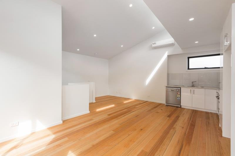 Gallery: 18 Aliwal Street