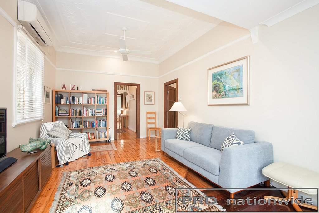 18 Allan Street LORN 7