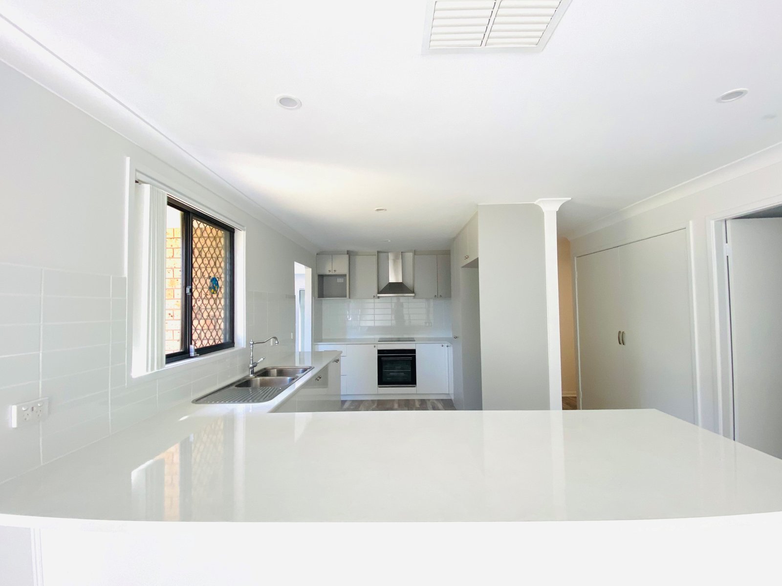 18 Allawah Street HILLVUE 5