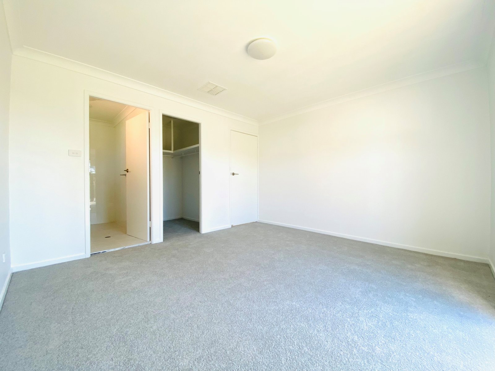 18 Allawah Street HILLVUE 11