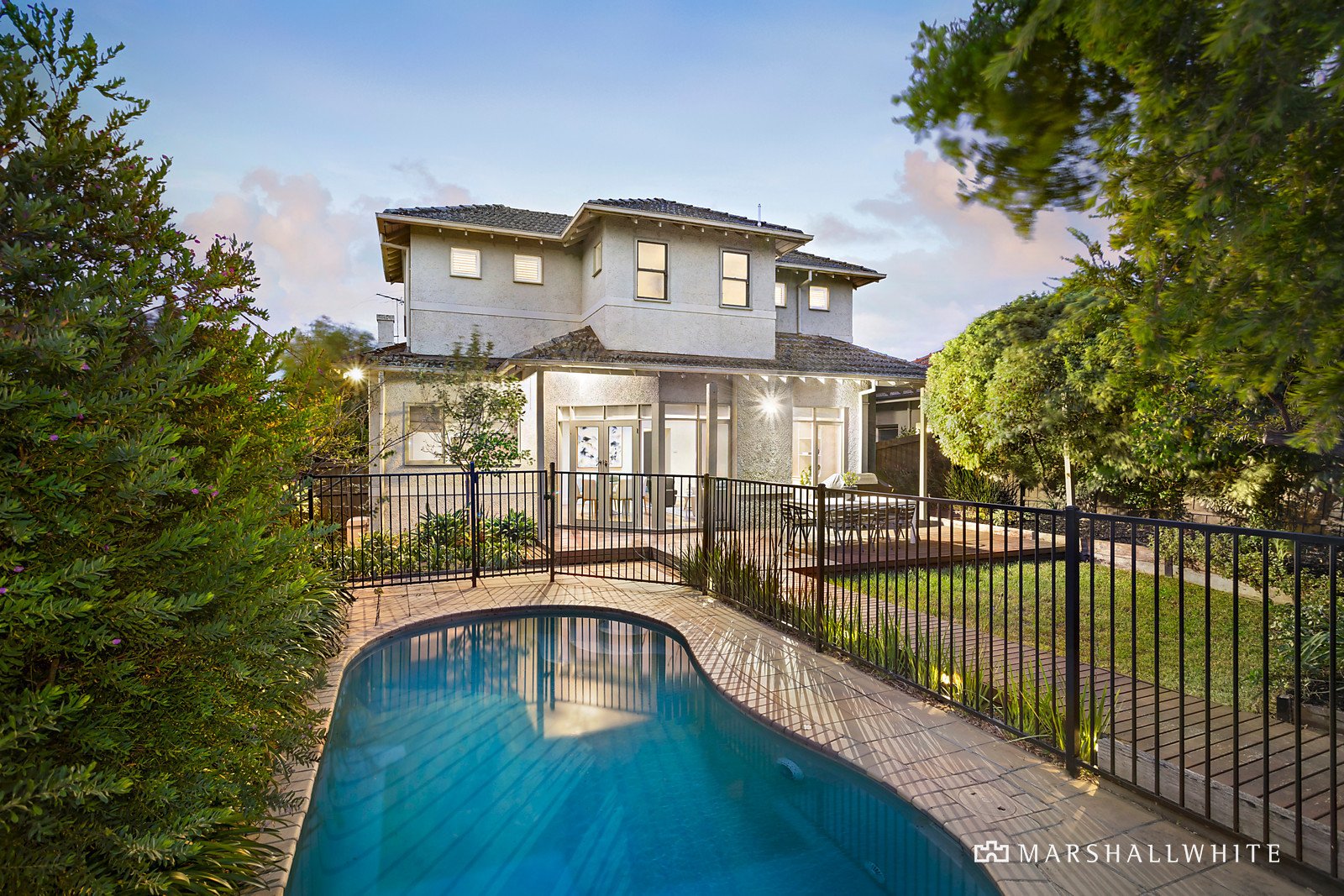  18 Allenby Avenue
