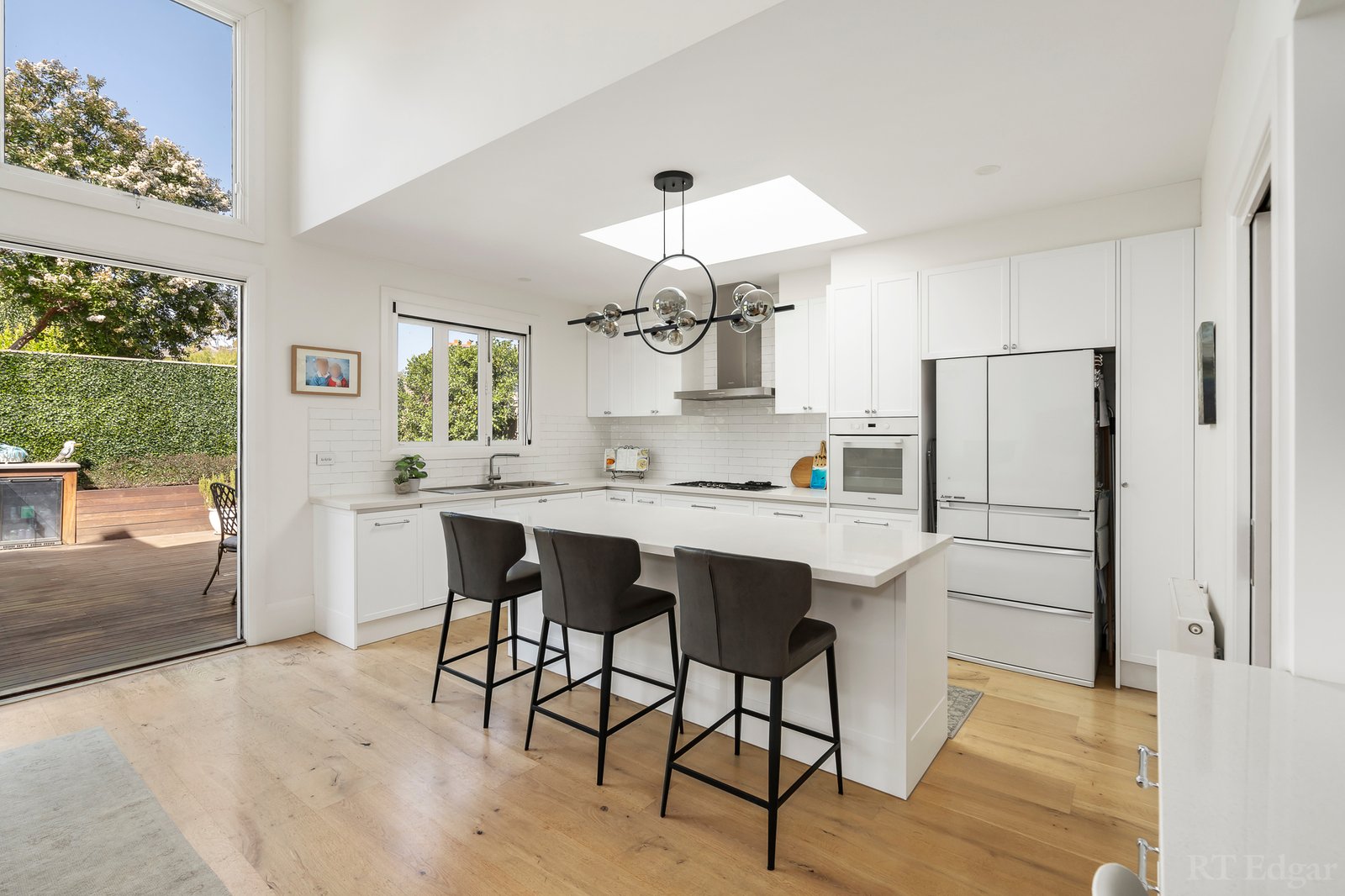 Real Estate and Property in 18 Alleyne Avenue, Armadale, VIC