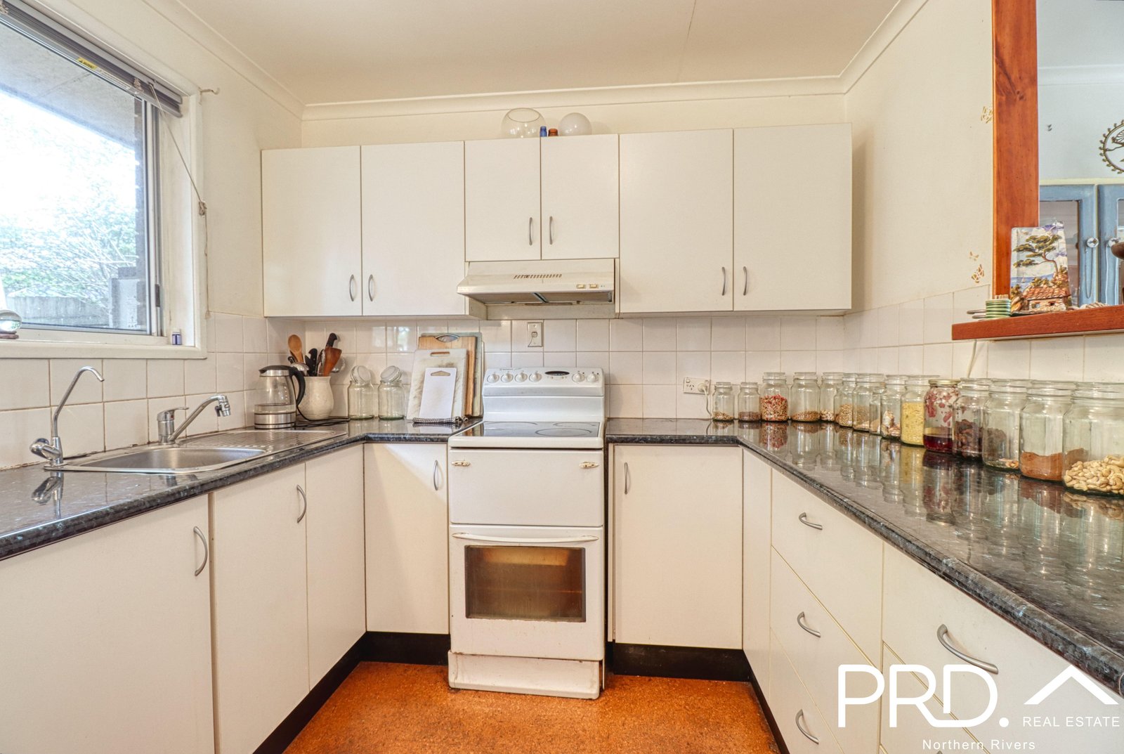 18 Allingham Place GOONELLABAH 2