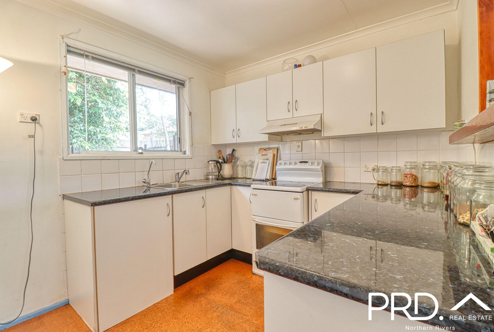 18 Allingham Place GOONELLABAH 6