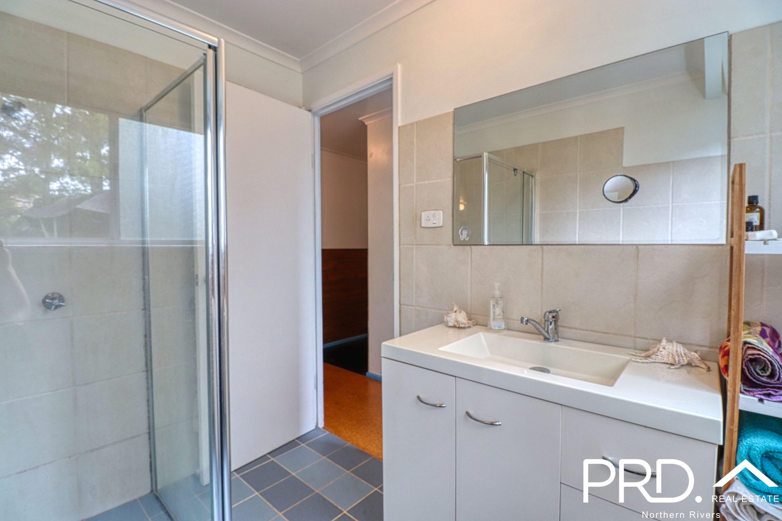 18 Allingham Place GOONELLABAH 12