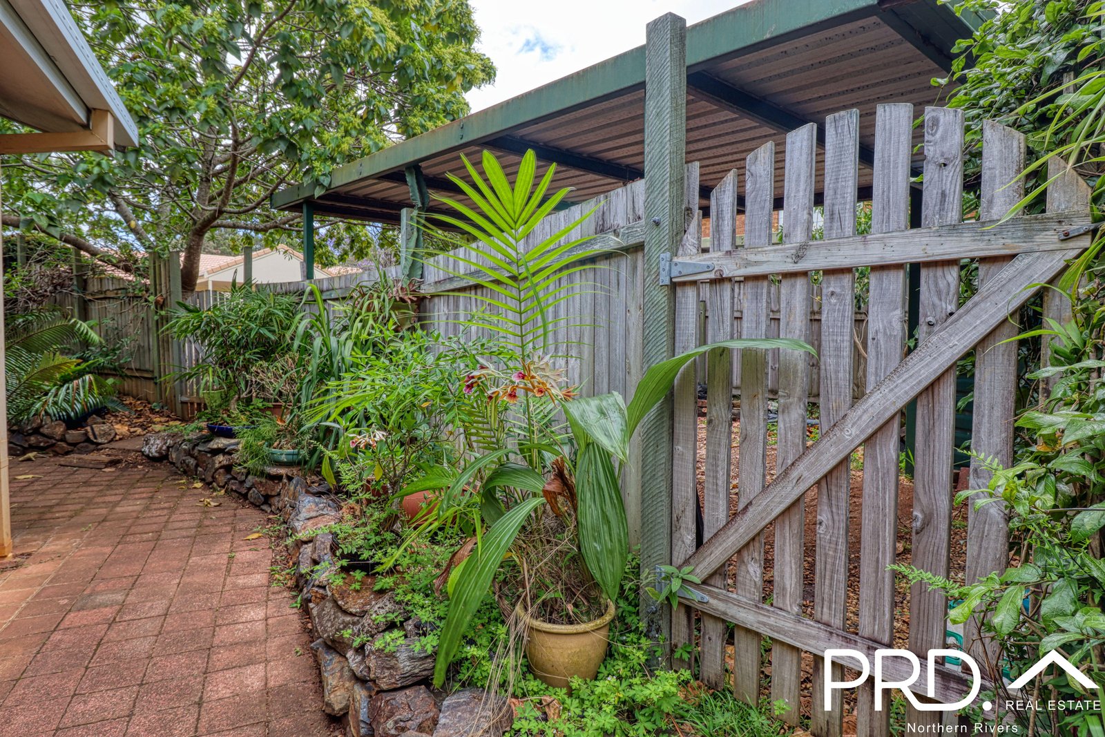 18 Allingham Place GOONELLABAH 15