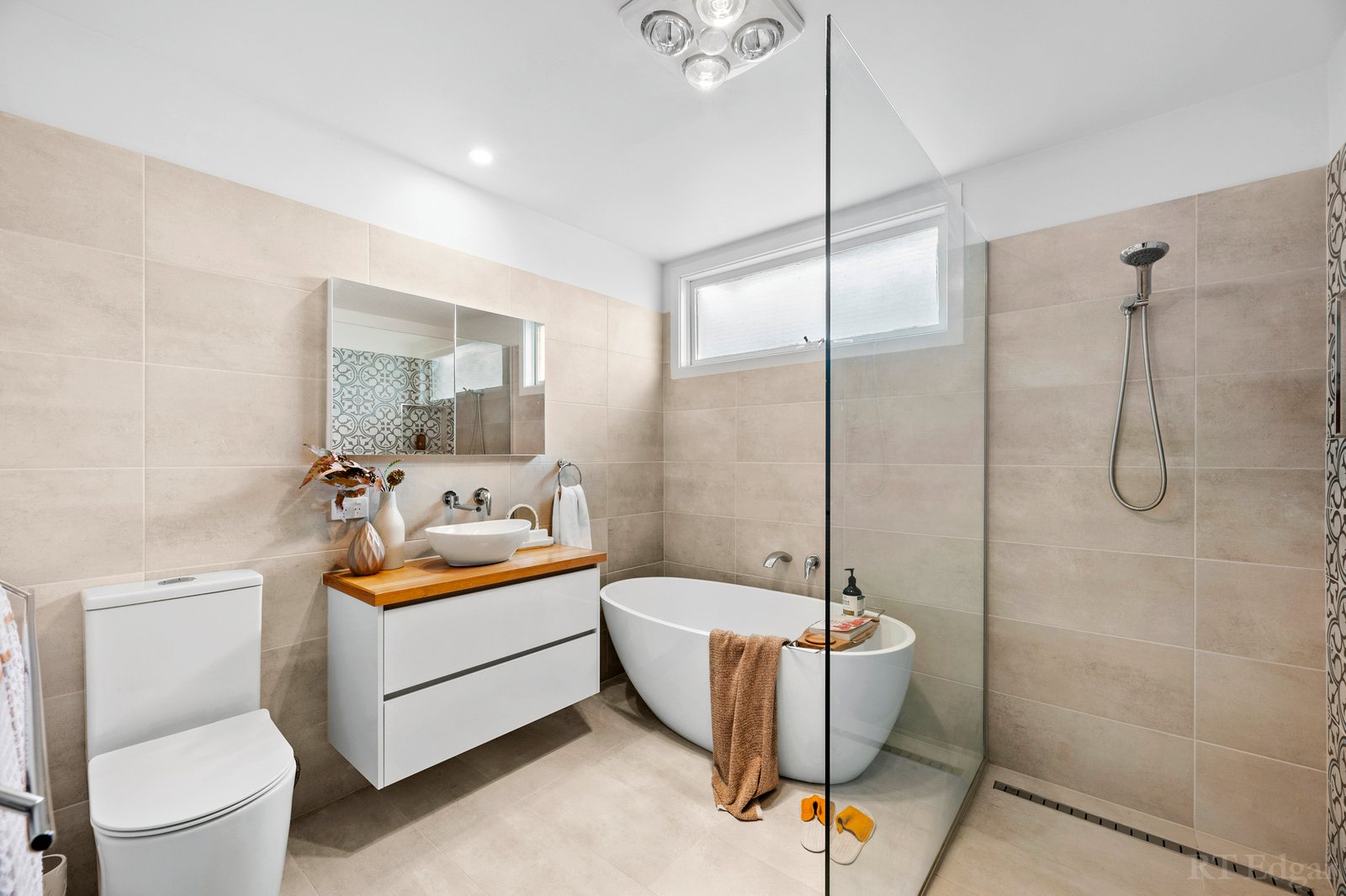 Real Estate and Property in 18 Aloomba Avenue, Clifton Springs, VIC