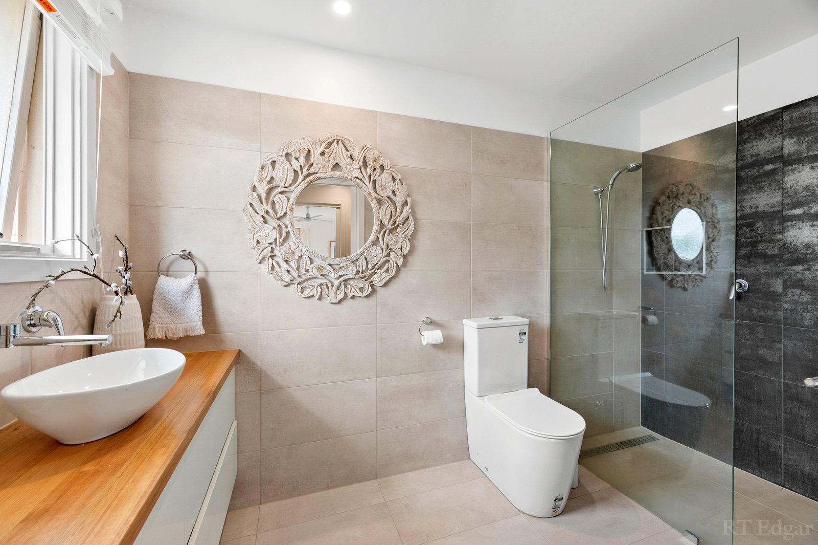 Real Estate and Property in 18 Aloomba Avenue, Clifton Springs, VIC