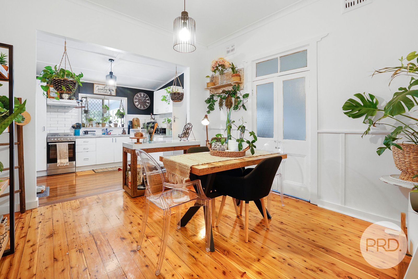 18 Anzac Parade WERRIS CREEK 9