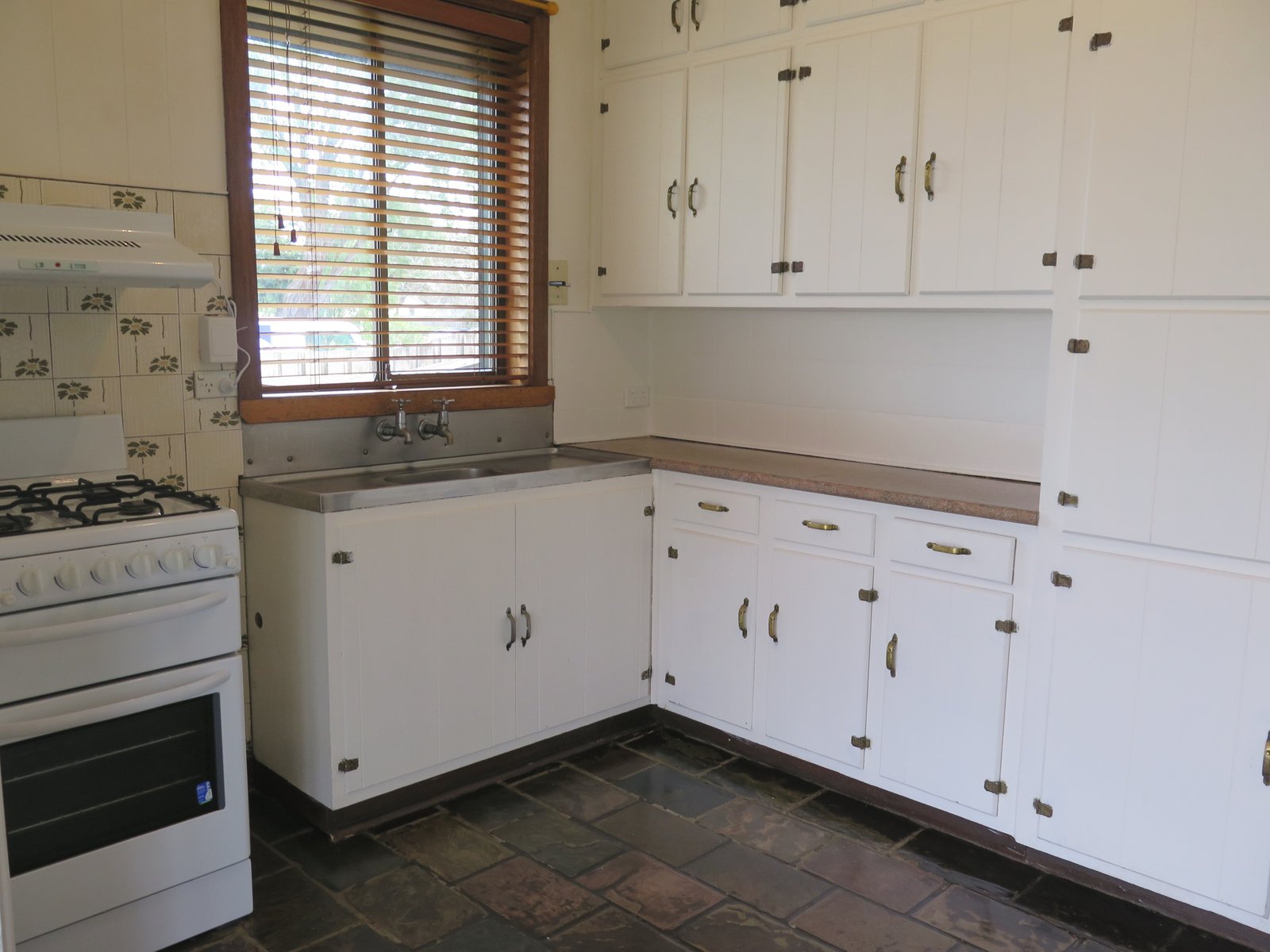 Gallery: 18 Apex Avenue