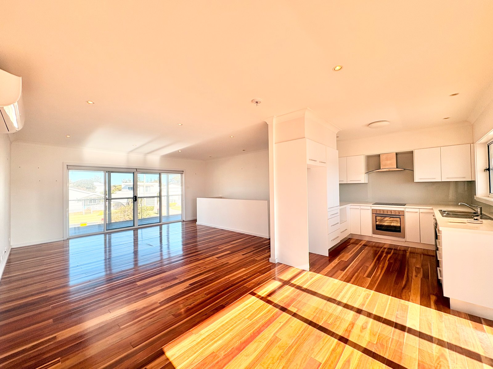 18 Argyle Ave  ANNA BAY 1