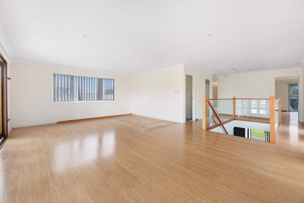 18 Aruma Avenue Burleigh Waters 12