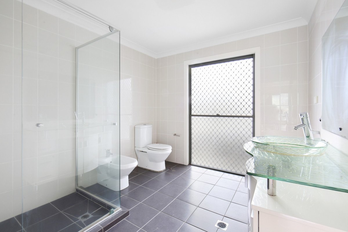 18 Aruma Avenue Burleigh Waters 15