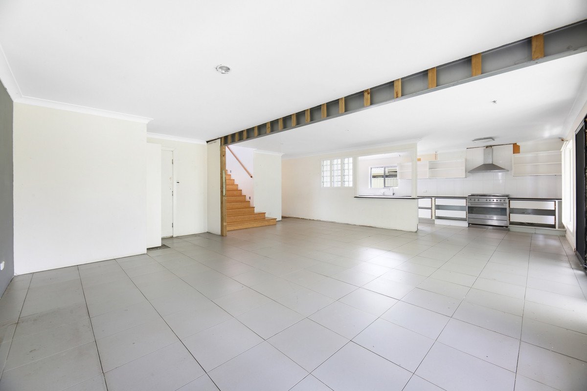 18 Aruma Avenue Burleigh Waters 16