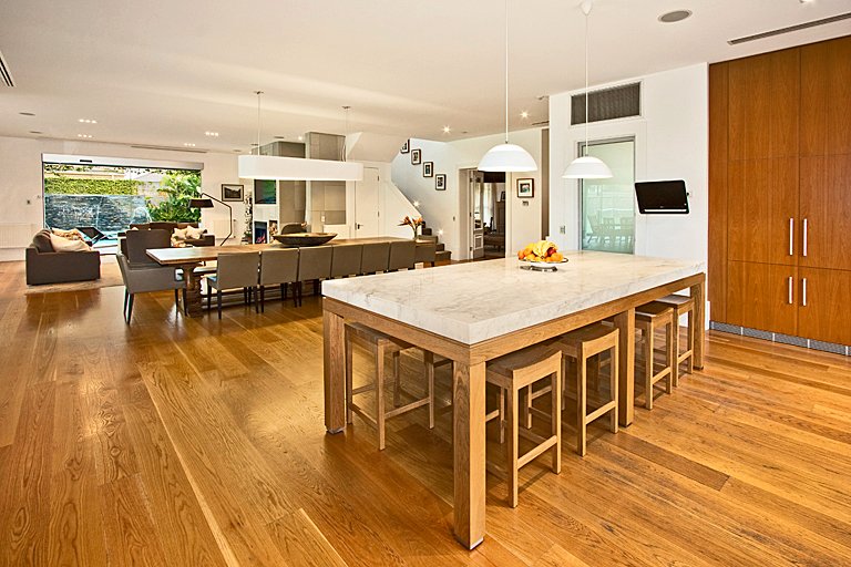 Gallery: 18 Asling Street