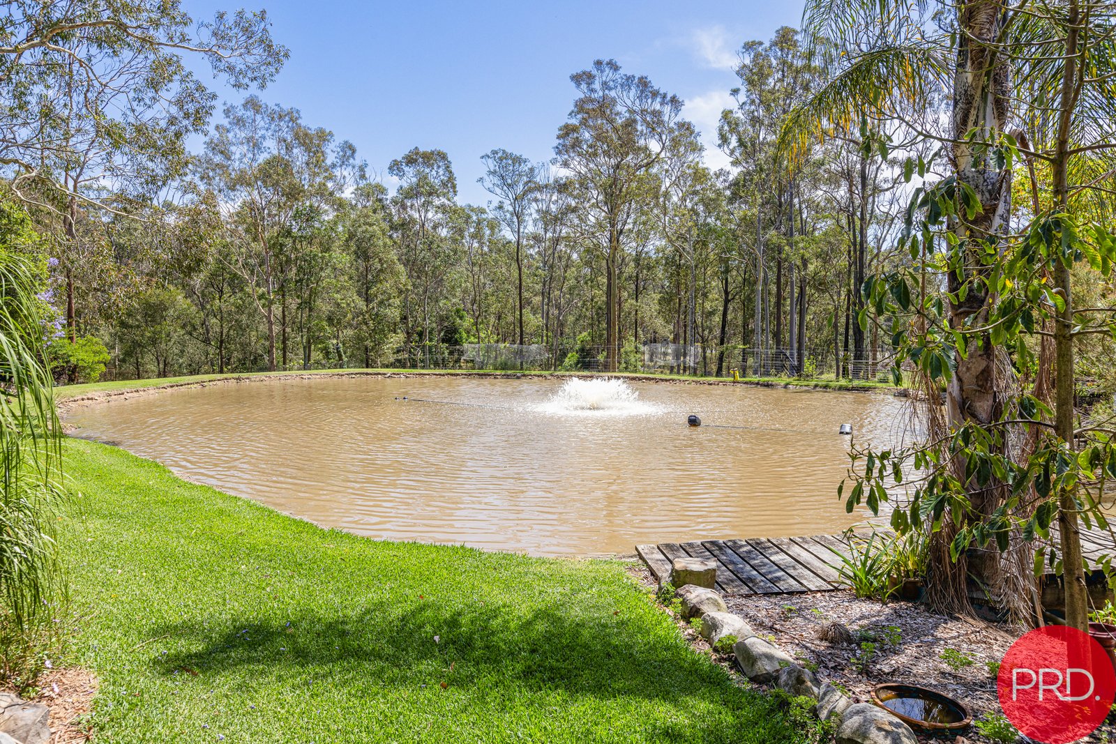 18 Avalon Drive THORNTON 8