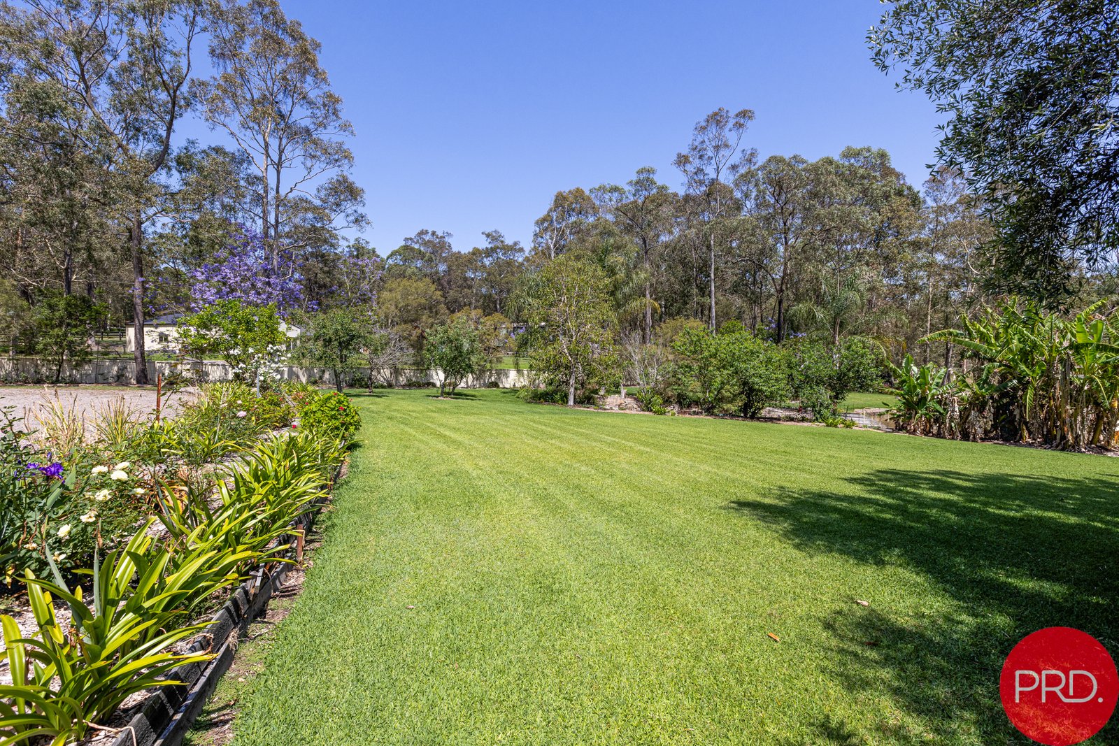 18 Avalon Drive THORNTON 9