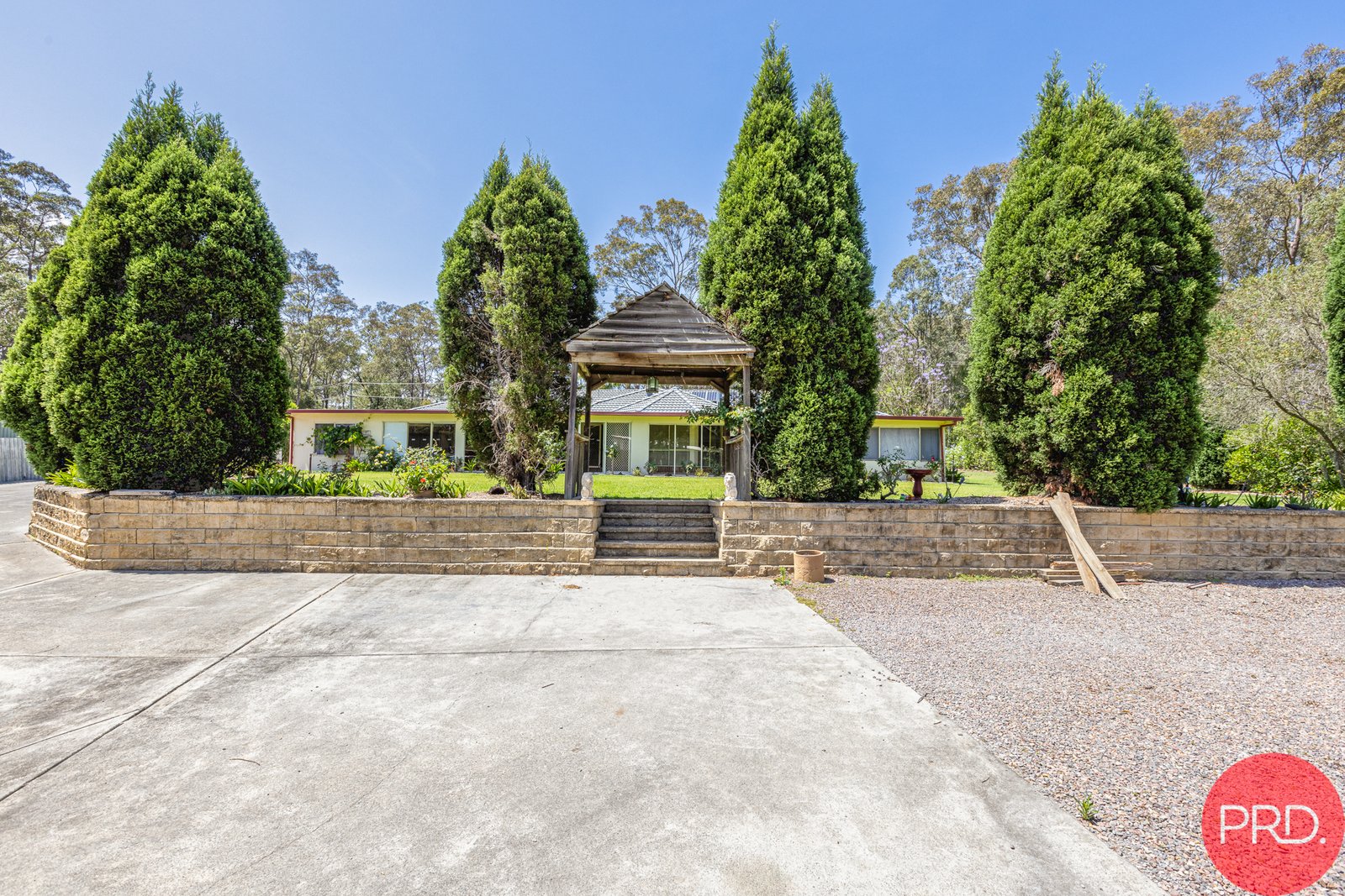 18 Avalon Drive THORNTON 10