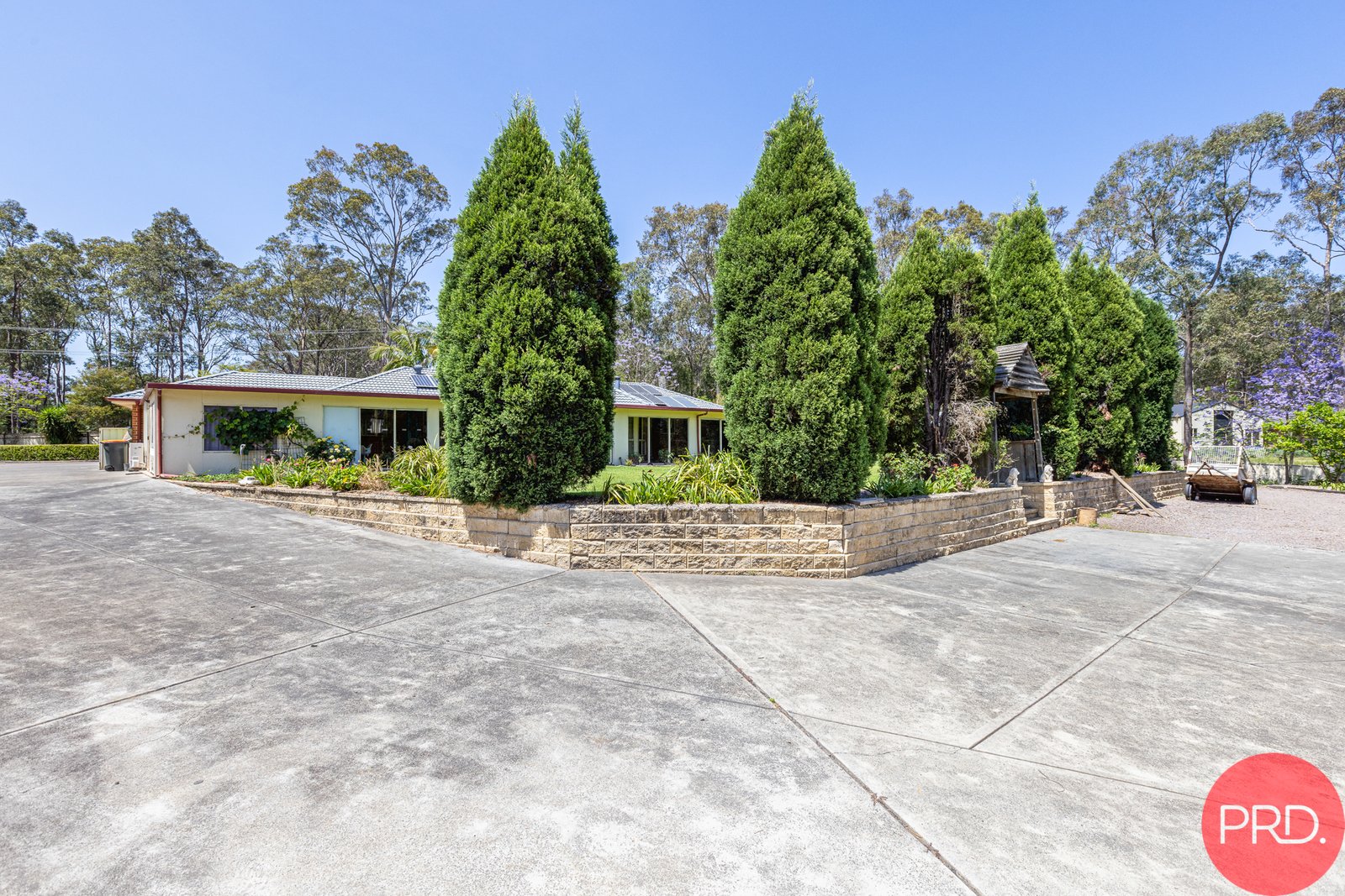 18 Avalon Drive THORNTON 13