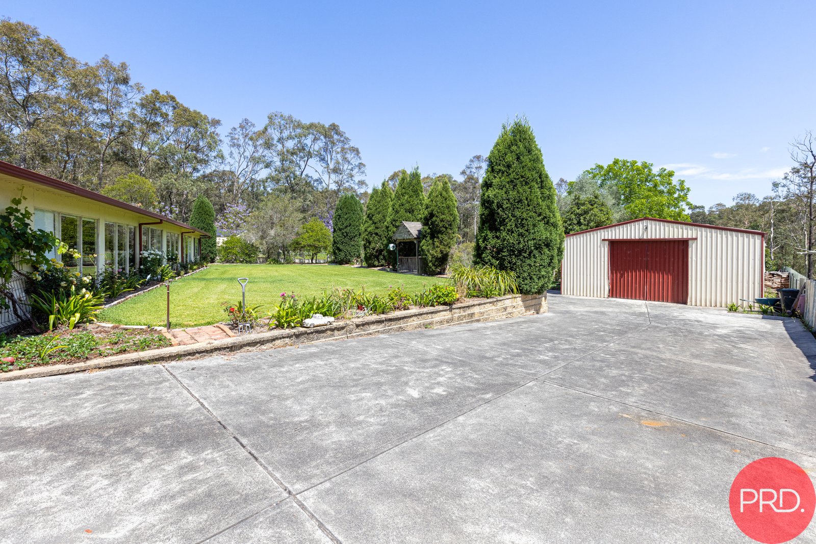 18 Avalon Drive THORNTON 14
