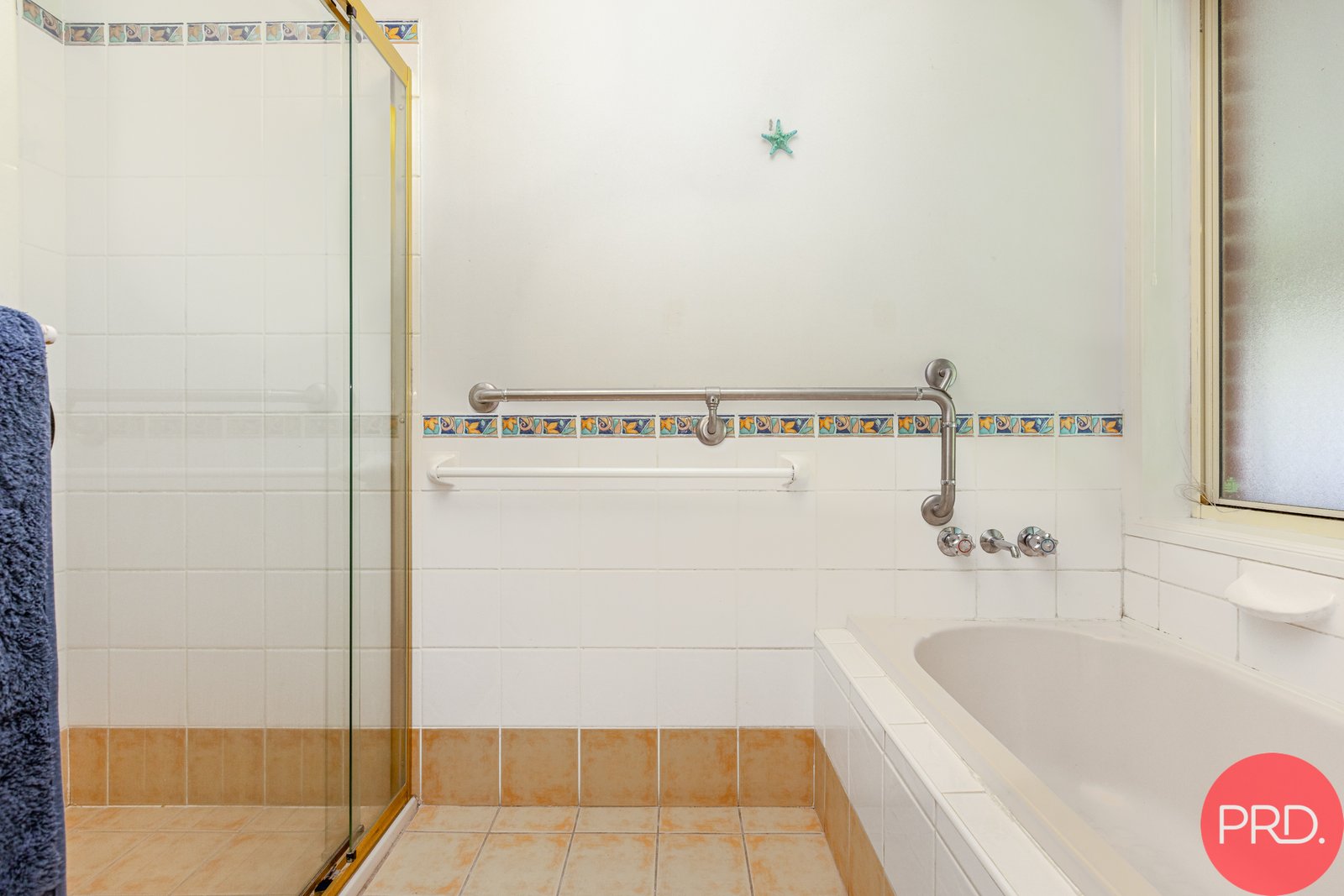 18 Avalon Drive THORNTON 34