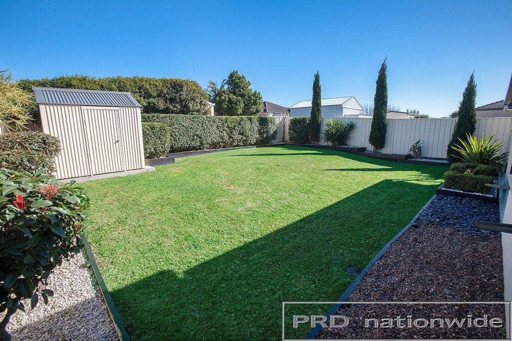 18 Avondale Drive THORNTON 10