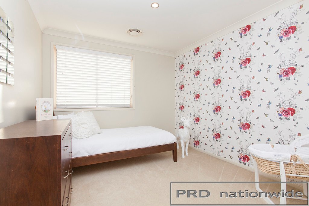 18 Avondale Drive THORNTON 18