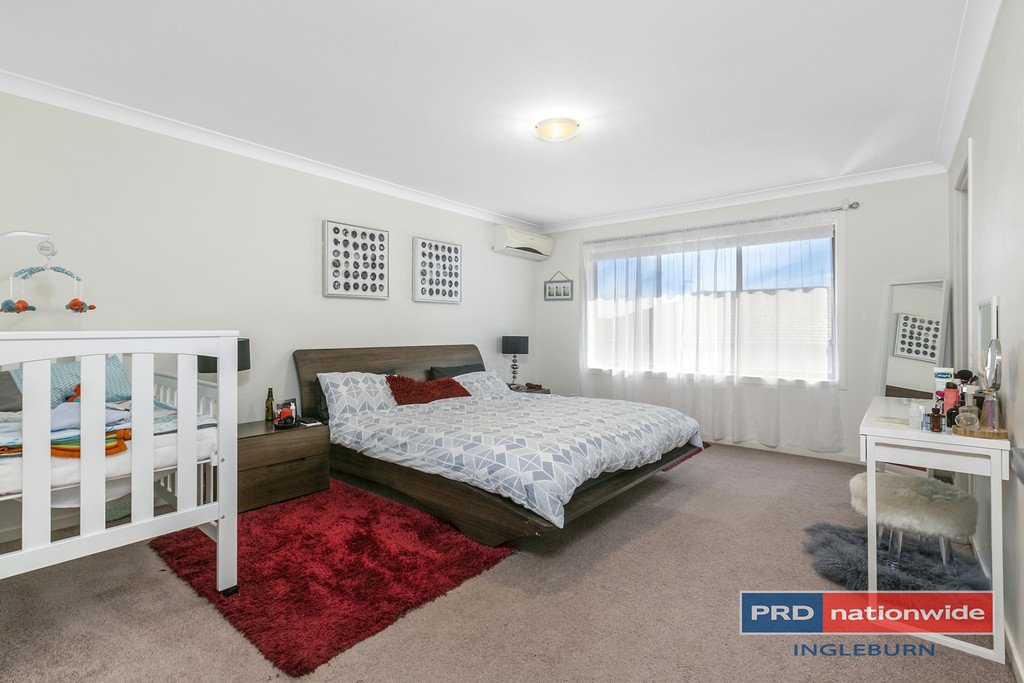 18 B Percival Avenue INGLEBURN 3