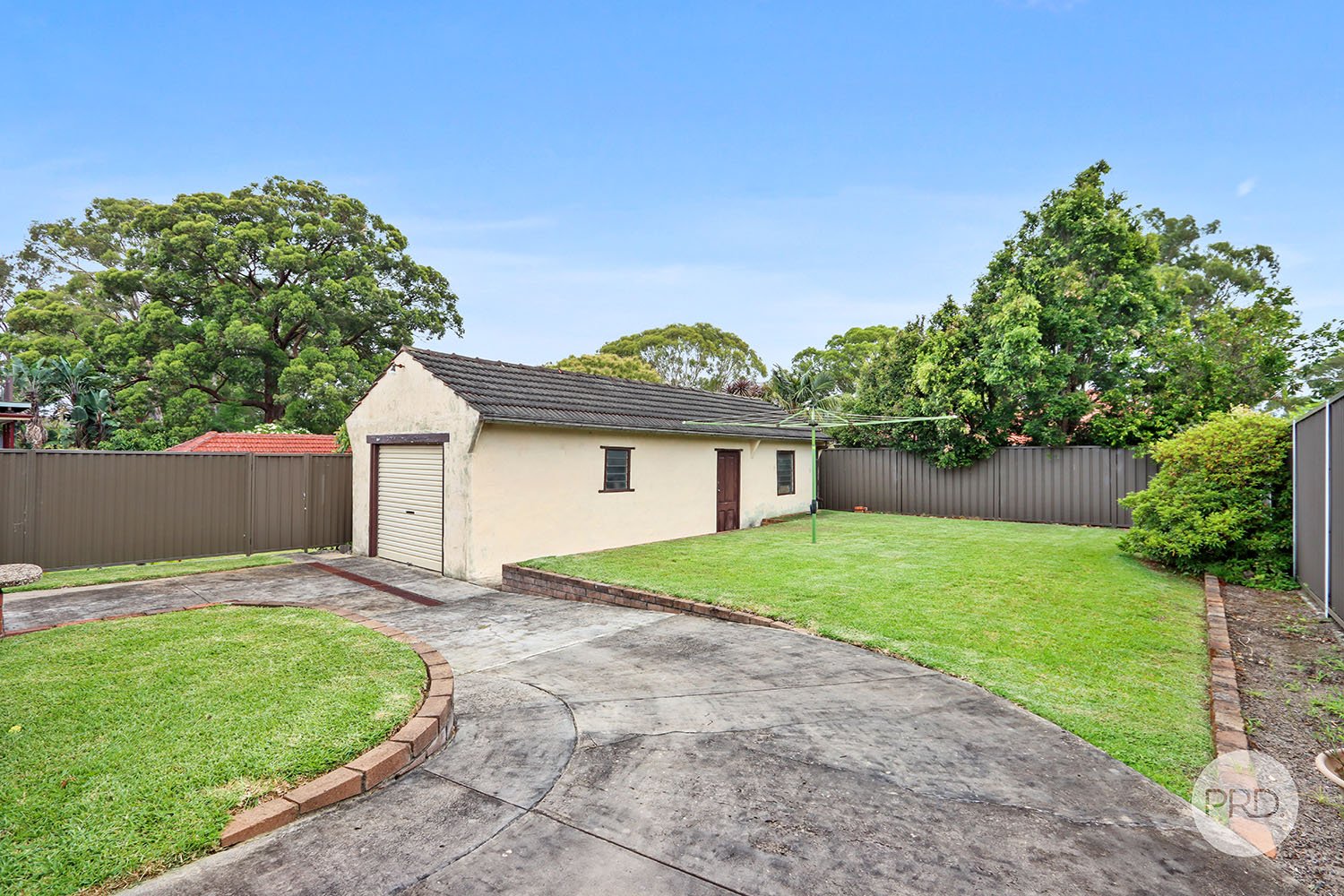 18 Baker Street OATLEY 9