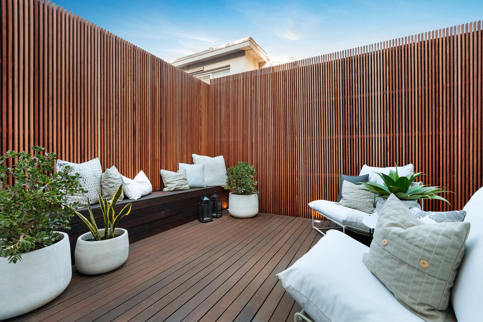 Real Estate and Property in 18 Balmerino Avenue, Toorak, VIC