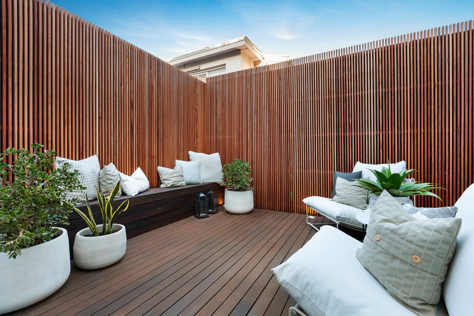 Real Estate and Property in 18 Balmerino Avenue, Toorak, VIC