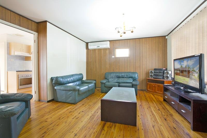 18 Banool Avenue SOUTH PENRITH 3