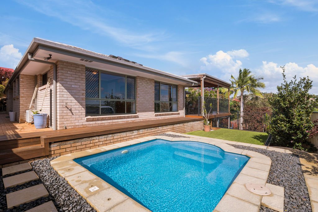 18 Banora Hills Drive BANORA POINT 5