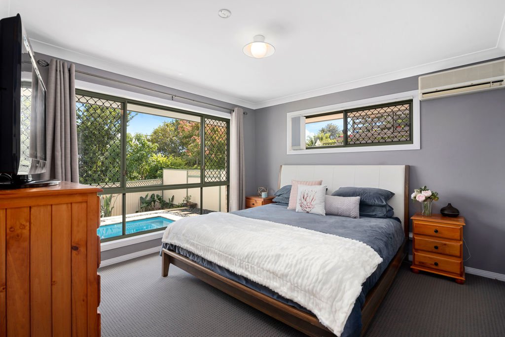 18 Banora Hills Drive BANORA POINT 6