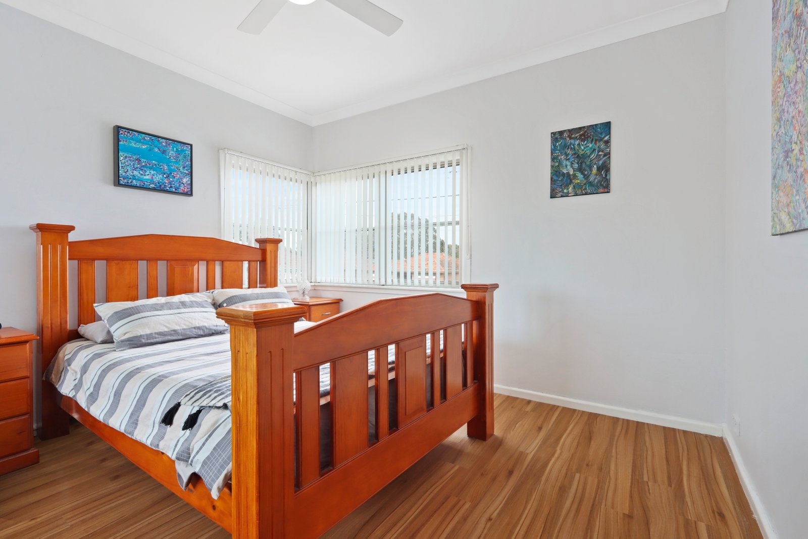 18 Barwon Road MORTDALE 8