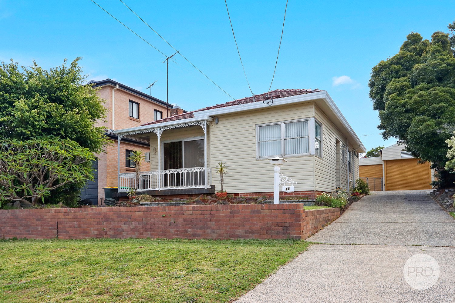 18 Barwon Road MORTDALE 1