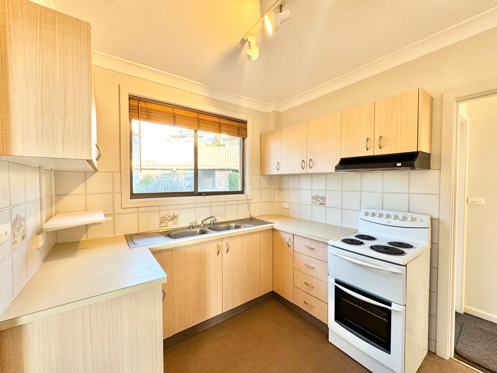 1/8 Bayview Street NELSON BAY 3