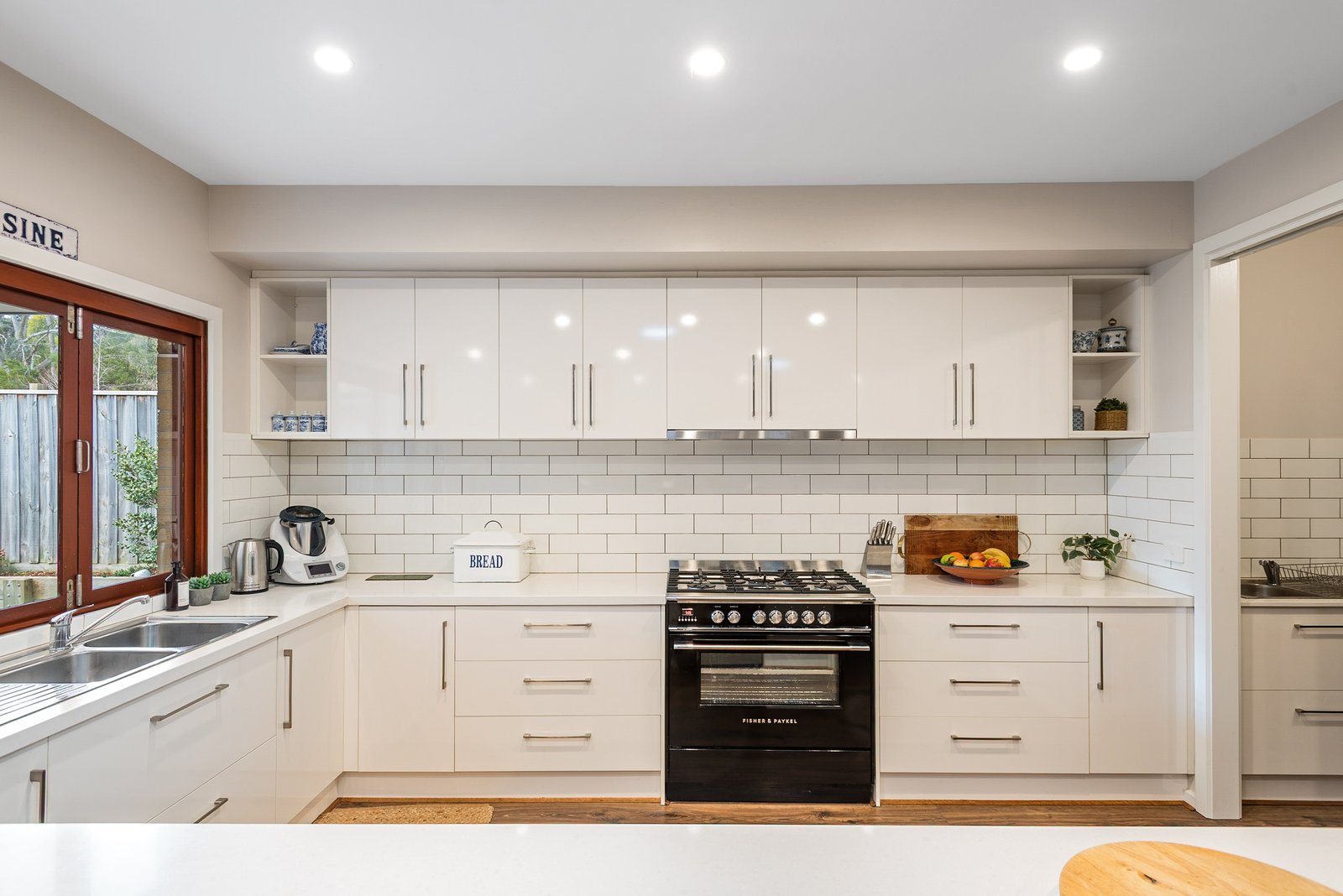 Real Estate and Property in 18 Beaumont Place, Woodend, VIC