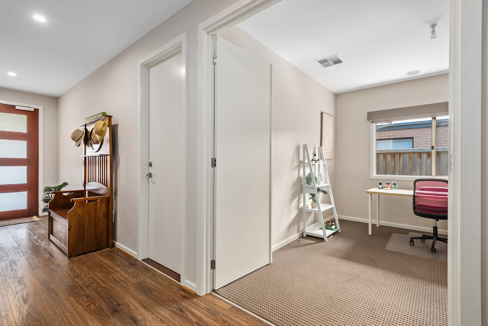 Real Estate and Property in 18 Beaumont Place, Woodend, VIC