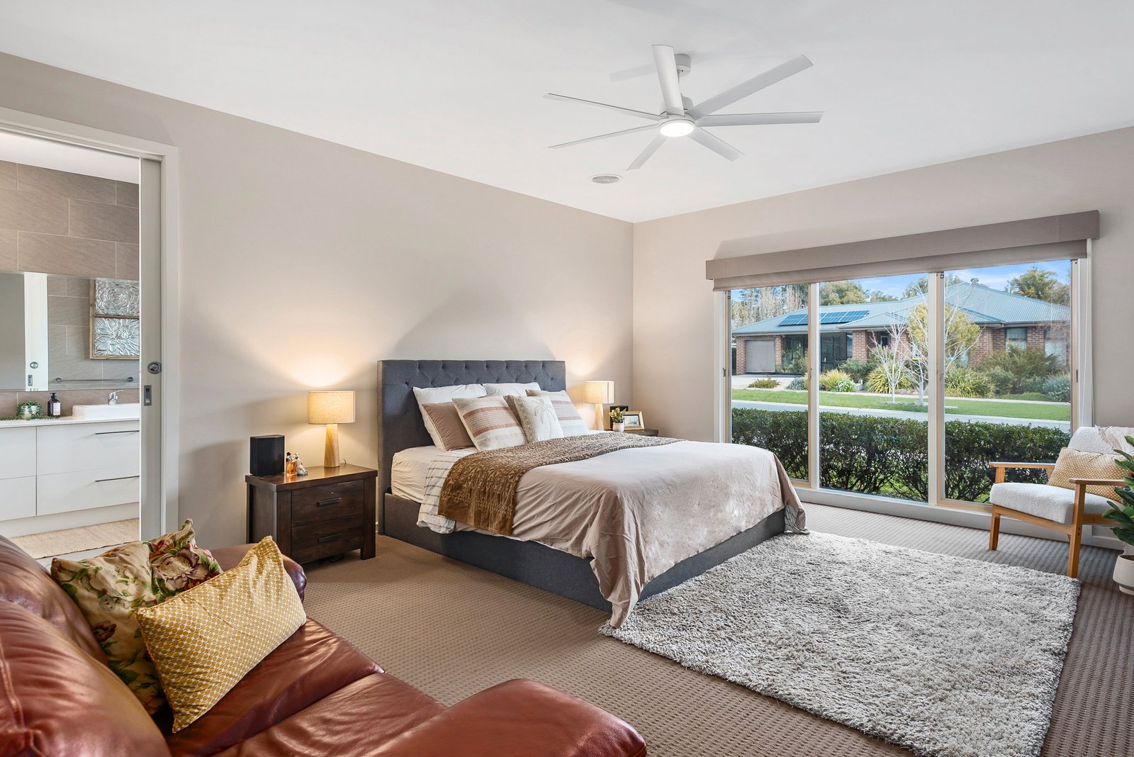 Real Estate and Property in 18 Beaumont Place, Woodend, VIC