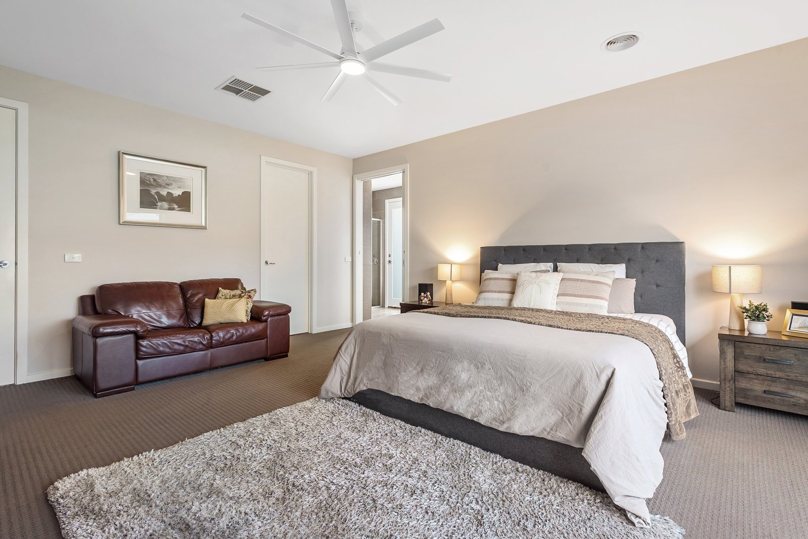 Real Estate and Property in 18 Beaumont Place, Woodend, VIC