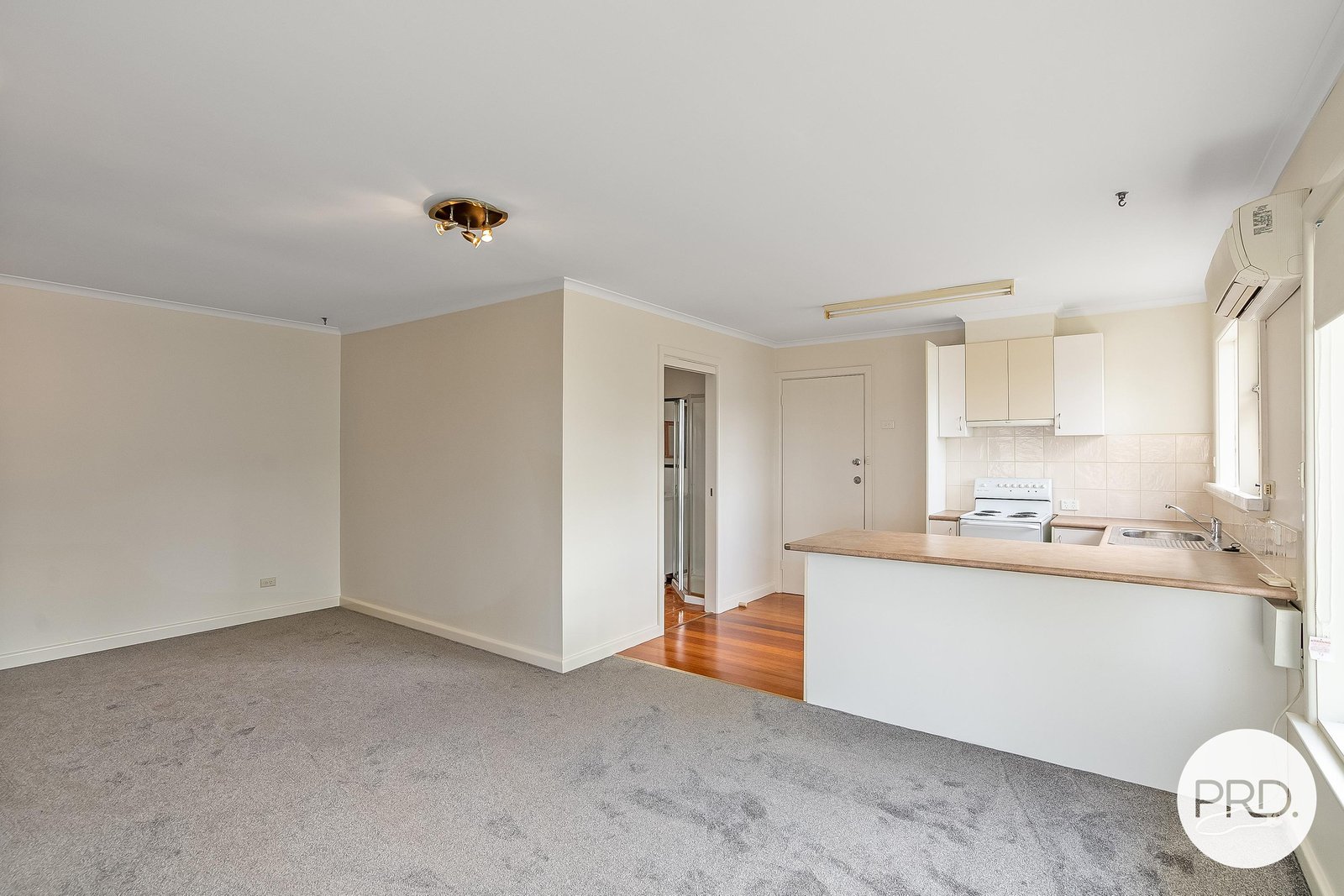 1/8 Belar Street HOWRAH 2