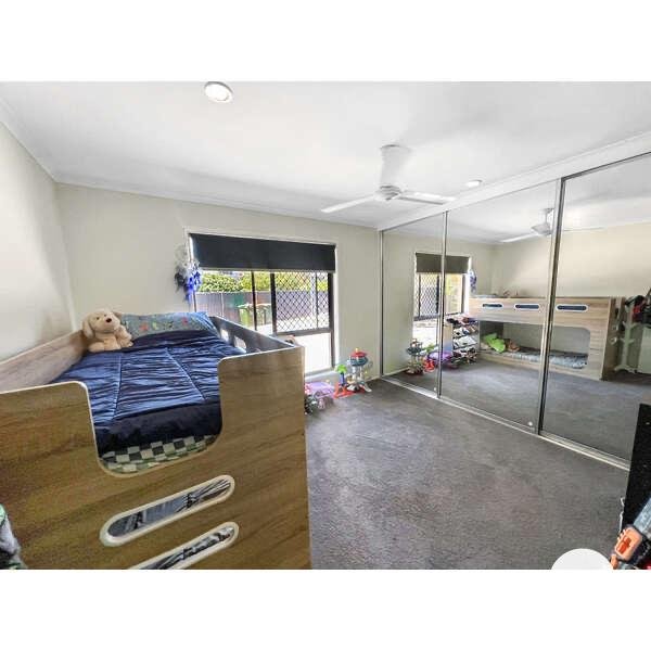 18 Bellemere Court BOYNE ISLAND 6