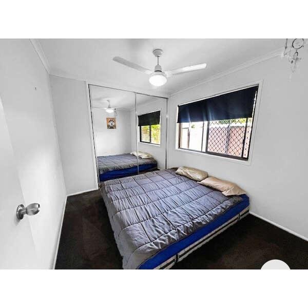 18 Bellemere Court BOYNE ISLAND 9
